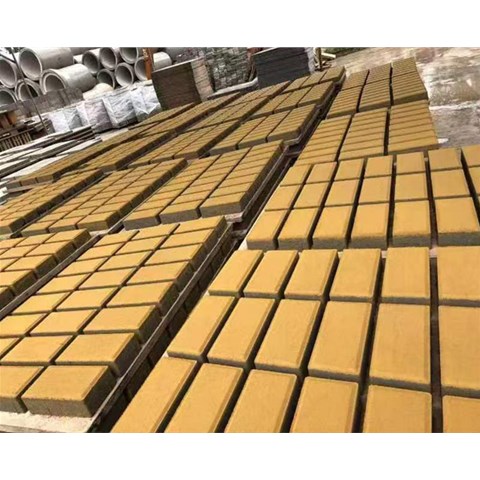 透水磚的顏色耐久性與制作工藝有關(guān)嗎？曲靖東星耀分享